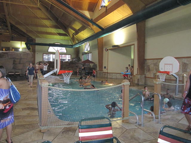 great wolf lodge wisconsin dells indoor water park resort